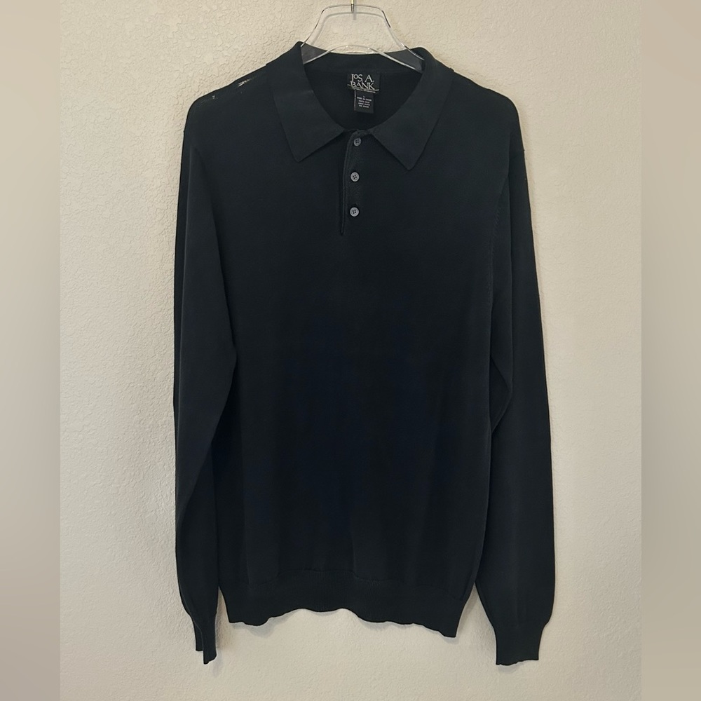 Jos. A. Bank large sweater in black 100% silk long sleeve collar